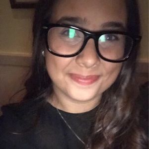 Meet your Posher, Sabrina